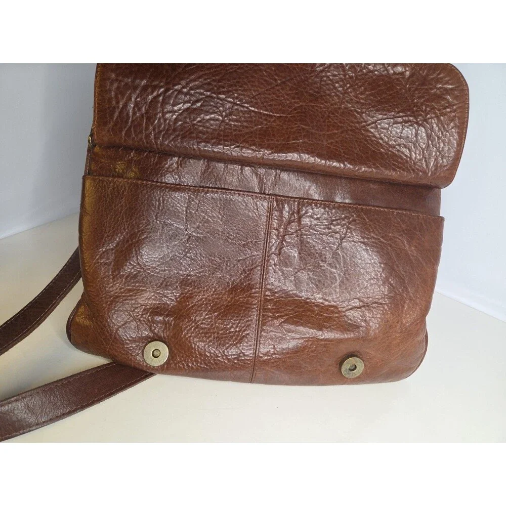 LAND Brown Leather Square (11 X 11) Messenger Satchel w/ Handle & Shoulder Strap - Picture 2 of 16